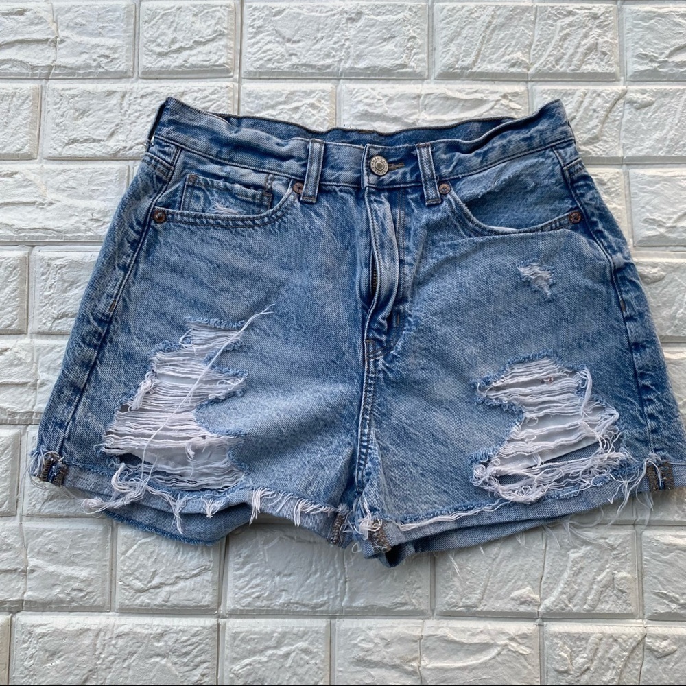 American Eagle Non Stretch Destroyed High Rise Mom Shorts